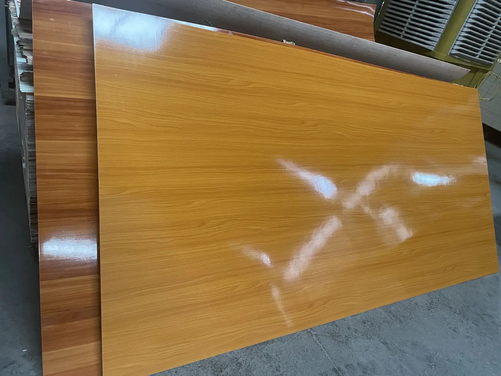 9mm 12mm 15mm 18mm 4x8 White Black Grey Melamine Faced Plywood Laminated Sheet for Furniture