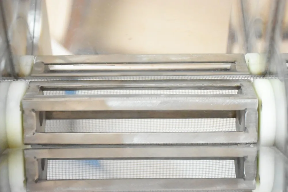 YK-60 Pill Tablet Press Pharmaceutical Pellet Powder Granular Machine