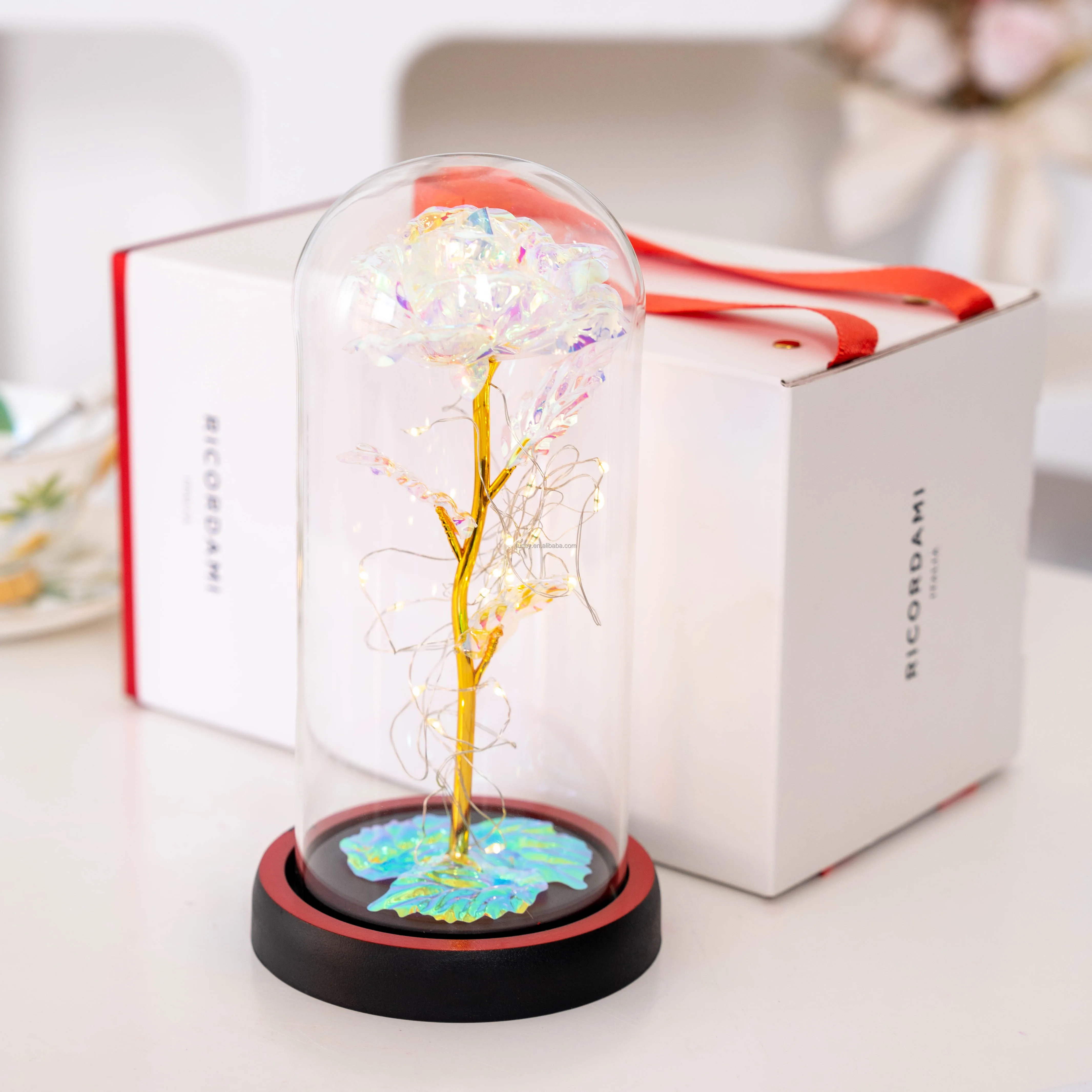 High Quality Birthday Wedding Homes Gift Led Light Up Flower Modern Style Enchanted Artificial Galaxy Rose in Glass Dome
