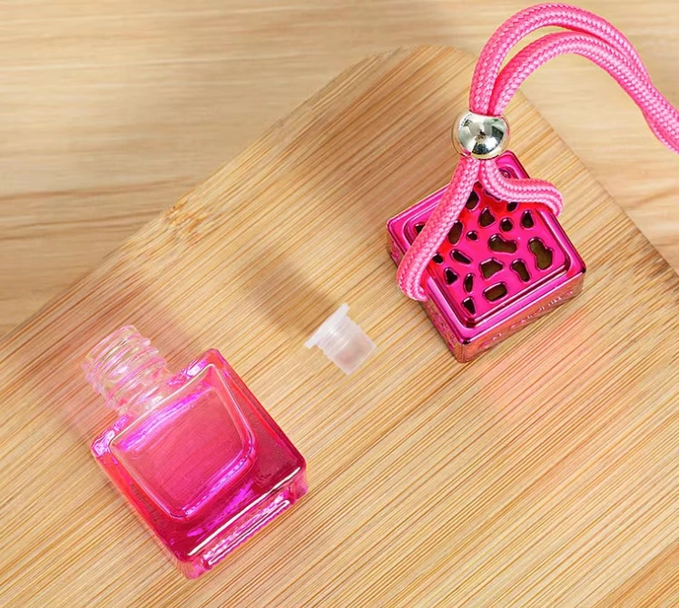 8ML car Air freshener empty bottle 8ML Rose-red hanging car fragrance perfume Square bottle with metal cap
