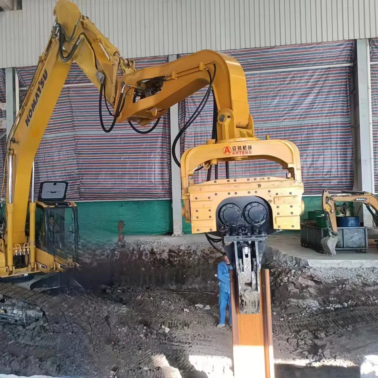 Лидер продаж высокочастотный гидравлический сваебойный экскаватор V150 Новый с основными компонентами моторный насос