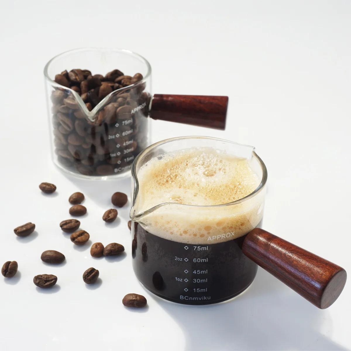 BCnmviku Double Spouts 75ML/2.5oz Wooden Handle Measuring Glass Mug Borosilicate Glass Cup Factory Direct Kitchen Gadgets 2024