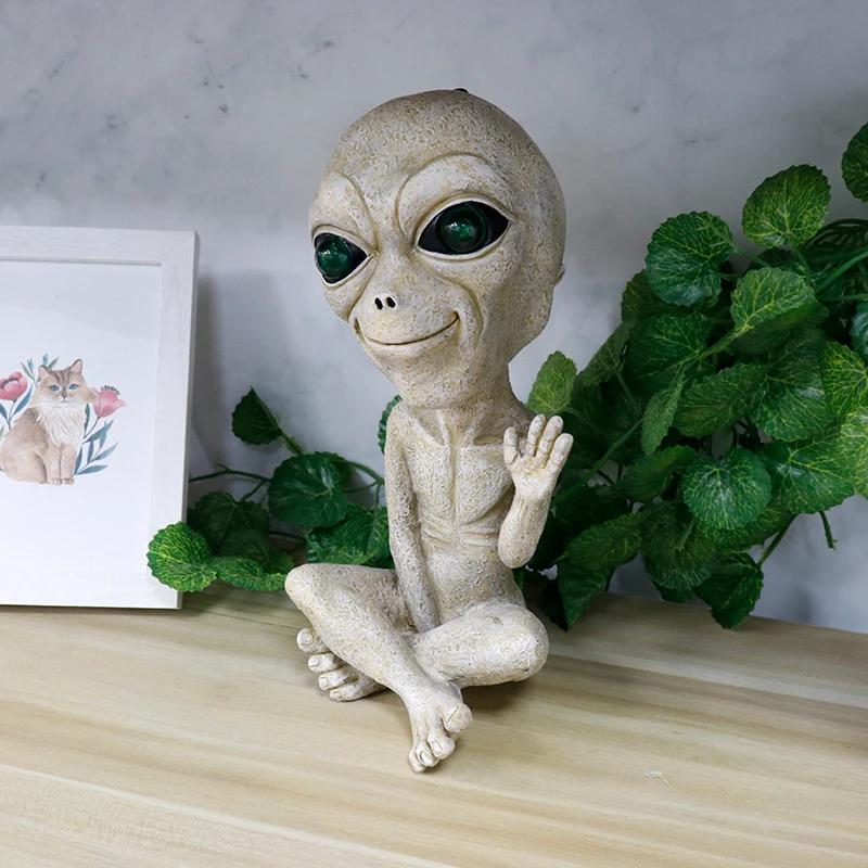Alien Sculptures Outdoor Garden Alien Statue Alien Resin Sculptures Garden Ornament Indoor and Outdoor Decoration