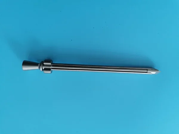 Surgical urology 20Fr bladder fistula needle