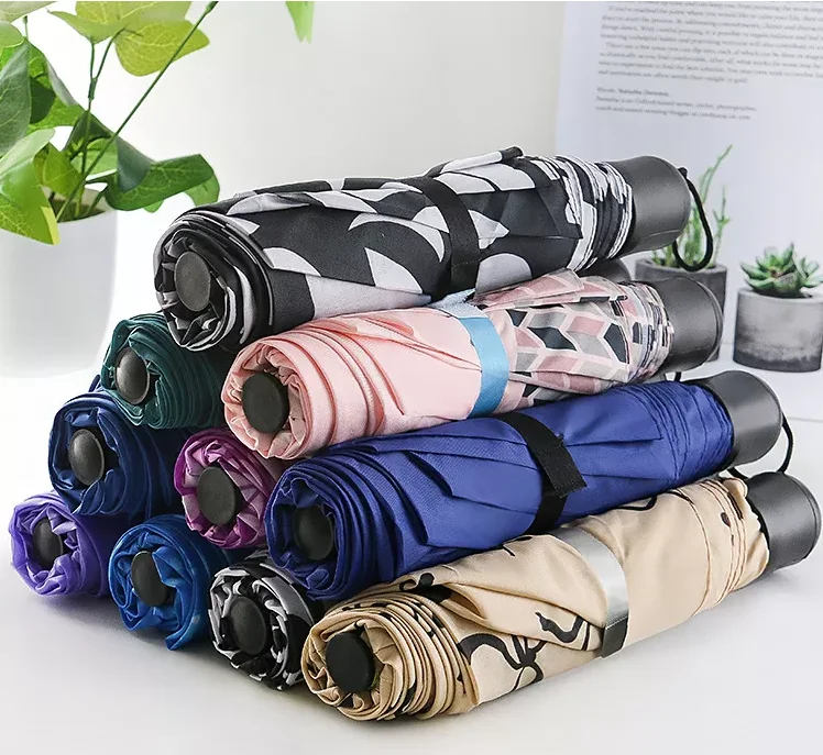 High Quality Wholesale Promotional Cheap Custom Logo Print 3 Folding Umbrella Light Weight China Made Umbrella