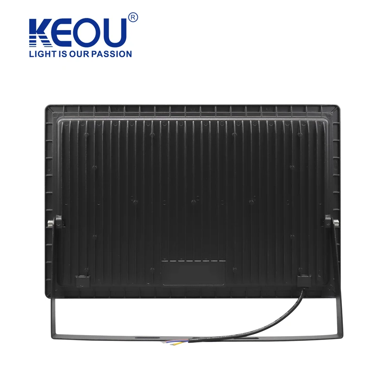 Small wattage cheap 10w 20w 45watt 50watt 12 volt LED chips reflector led flood light