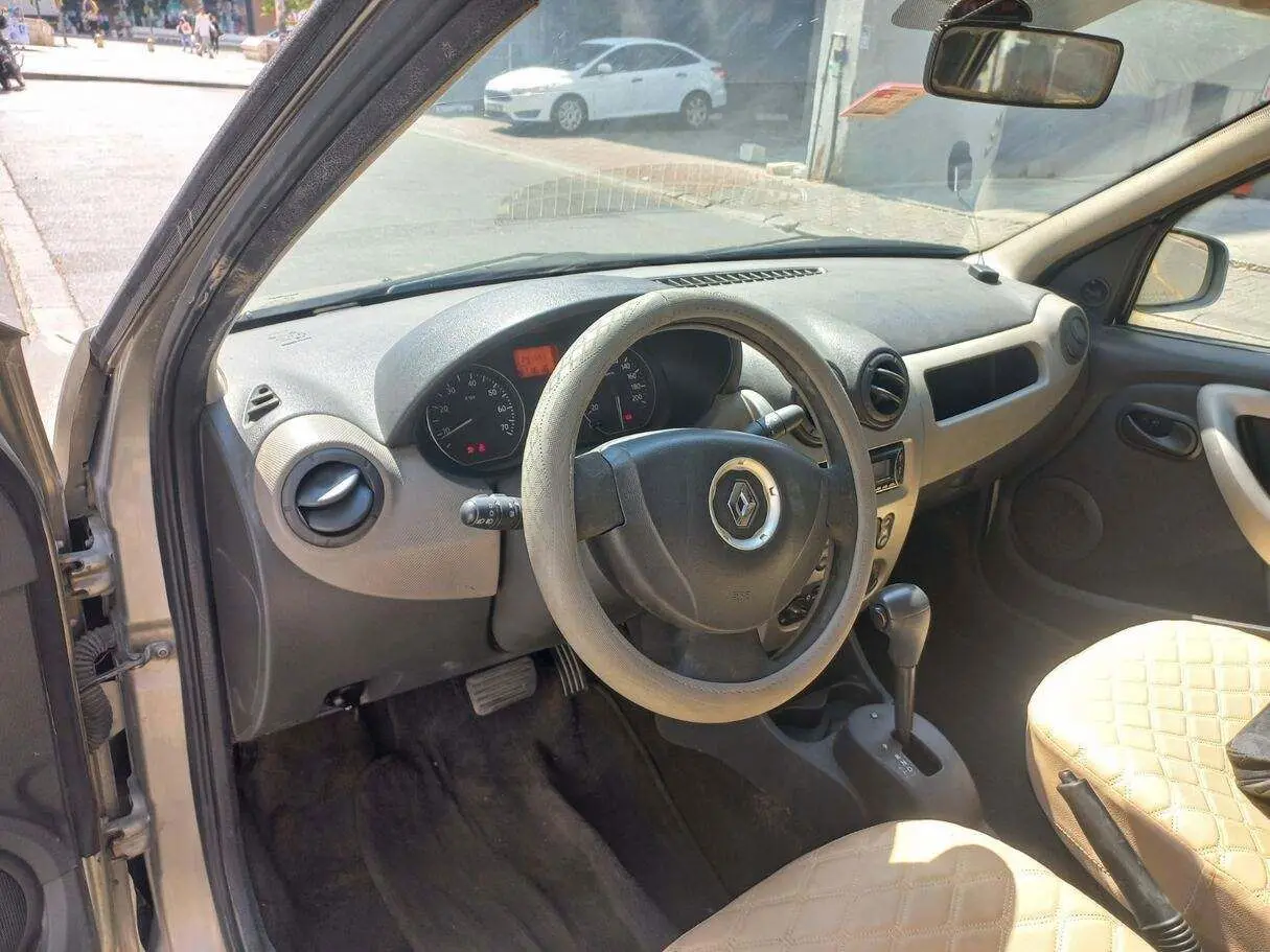Б/у CHASIS Renault Logan 1.6L I4 2020-2024 готов к отправке