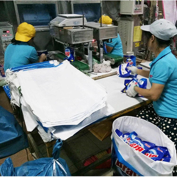 Rich foaming factory price detergent powder from direct OEM factory China ship to Africa market powder