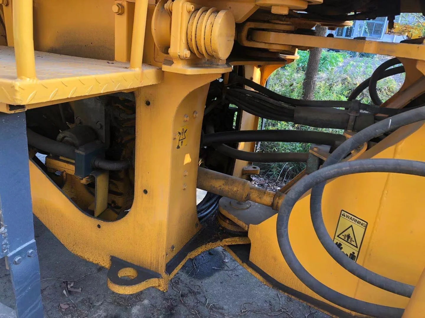 Used CE Certificate Hydraulic 12 Ton 2.3 M3 Bucket Strong Power Volvoo L70E Wheel Loader in Stock for Sale
