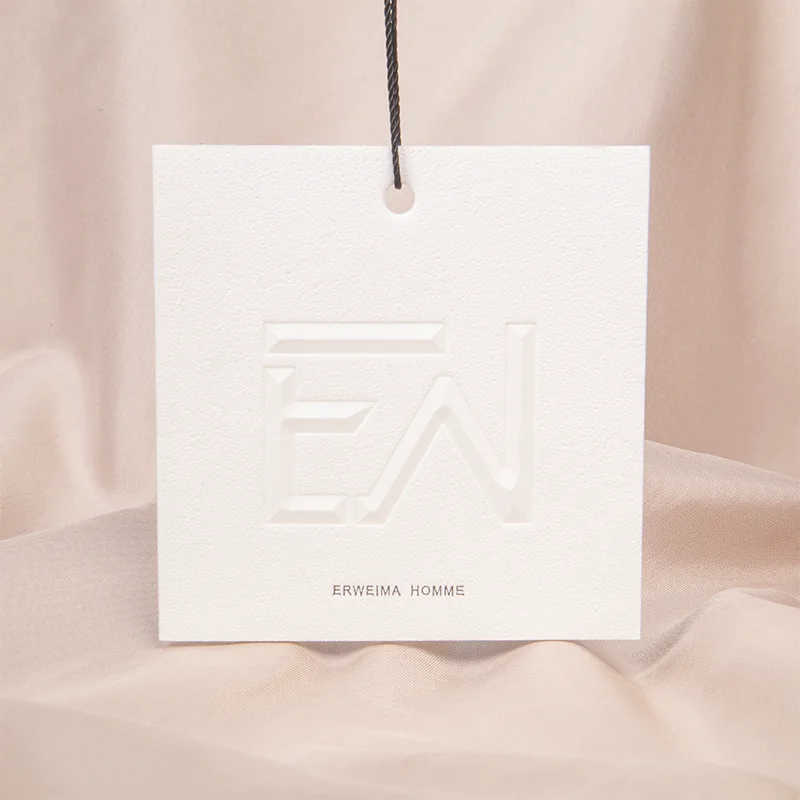 Custom Clothing Tags Factory Custom Embossed Brand 600g  Cotton Paper Swing Clothes Tag