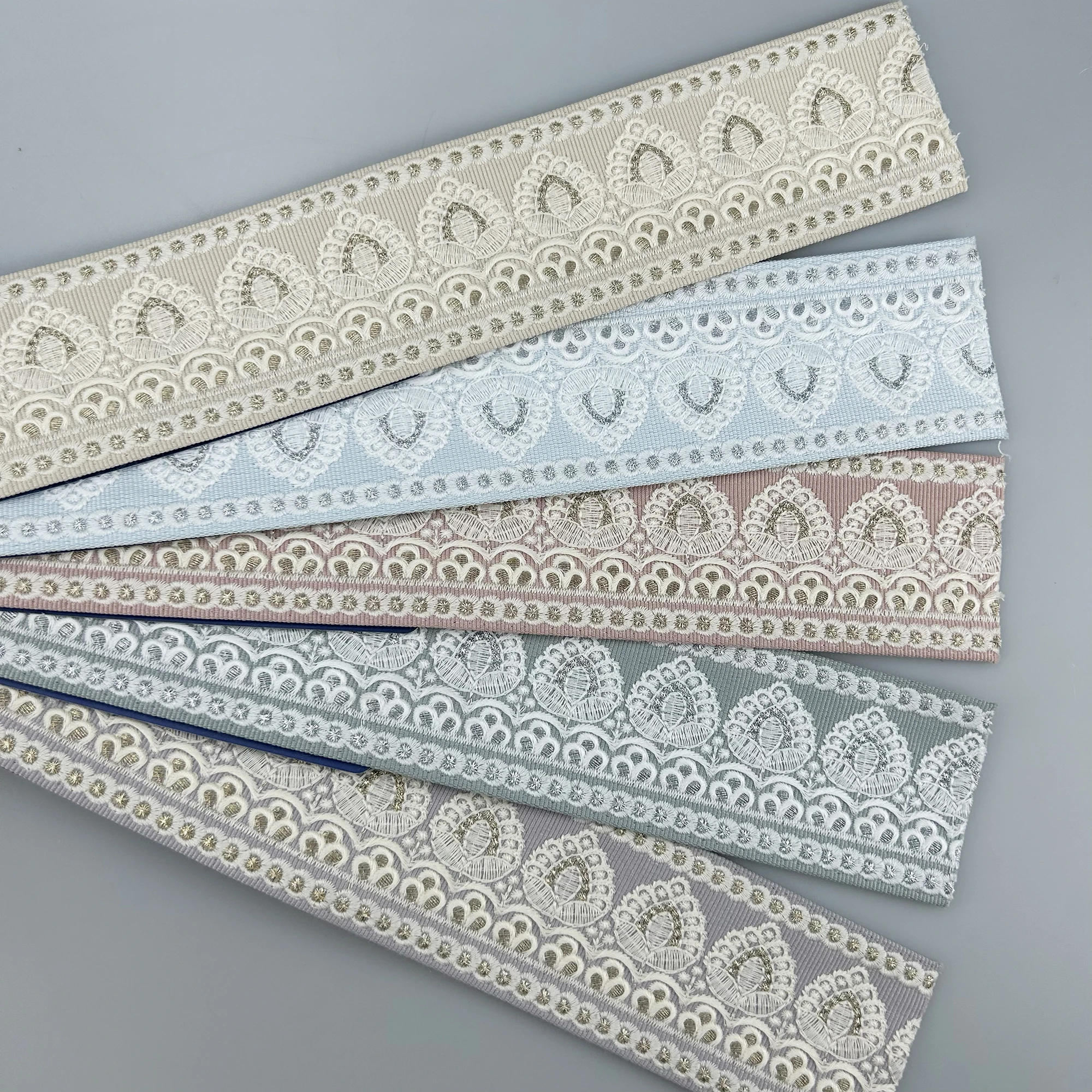 Manufacturers Width 6cm Embroidery Flower Accessories Sewing Ribbon for Curtain Sofa Decorative Edge