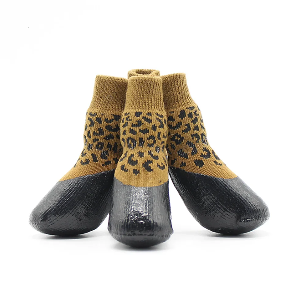 pet shoes socks factory classic dogs socks long stockings various styles anti slip cute pet socks for resale