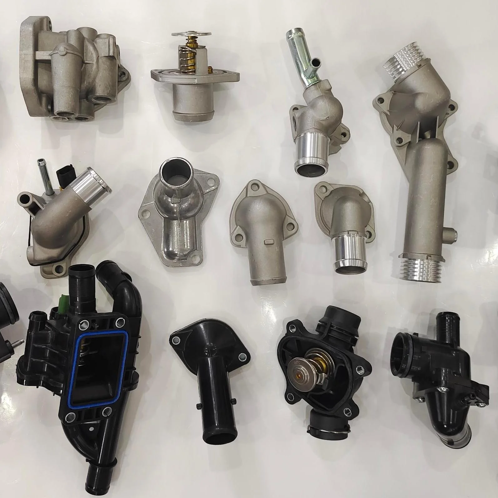 Car assembly engine coolant thermostat for toyota citroen c4 fiat m62 bmw w210 mercedes benz mazda hyundai isuzu deutz n52