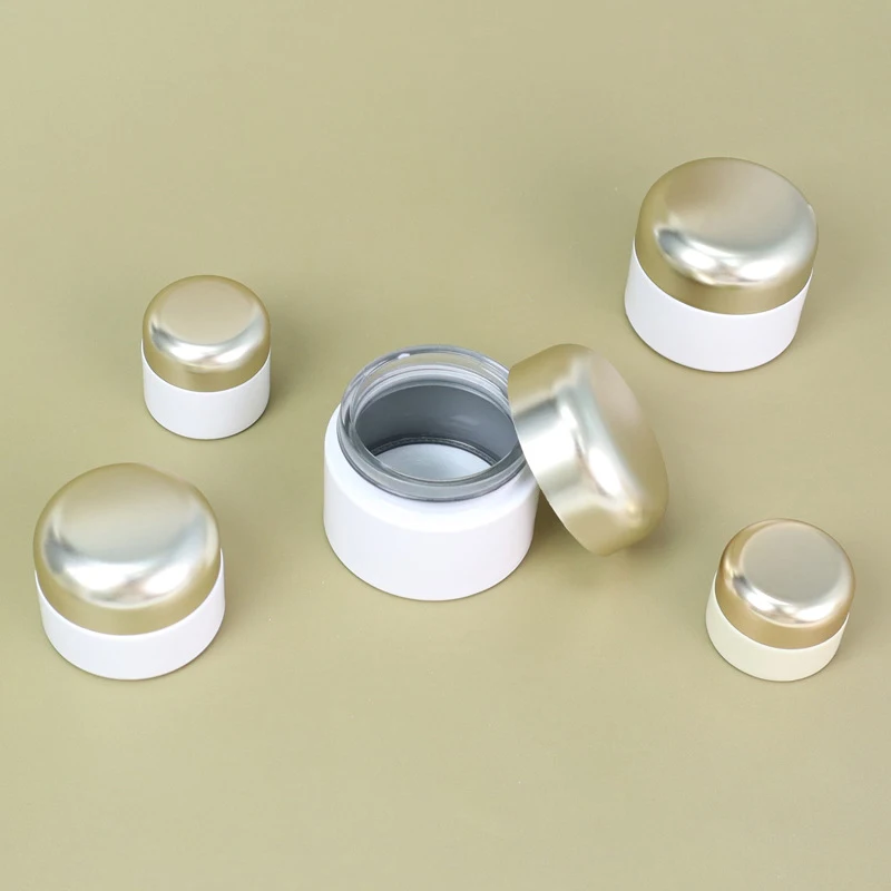 5g 10g 15g 30g 50g Factory Empty Refillable UV Nail Gel Polish Jar wholesale Glass Lip Balm Scrub Container With Screw Top Lids
