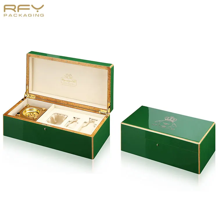 wooden lacquered gift packaging box for perfume bottles