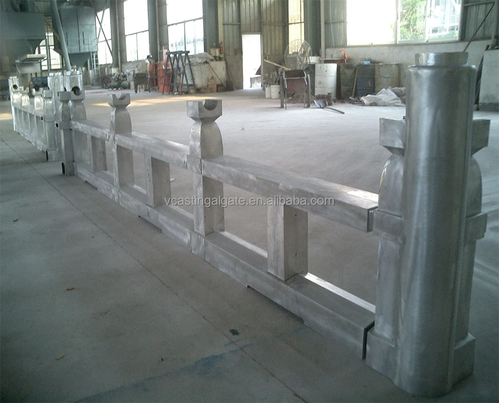 cast aluminum railing 1.jpg