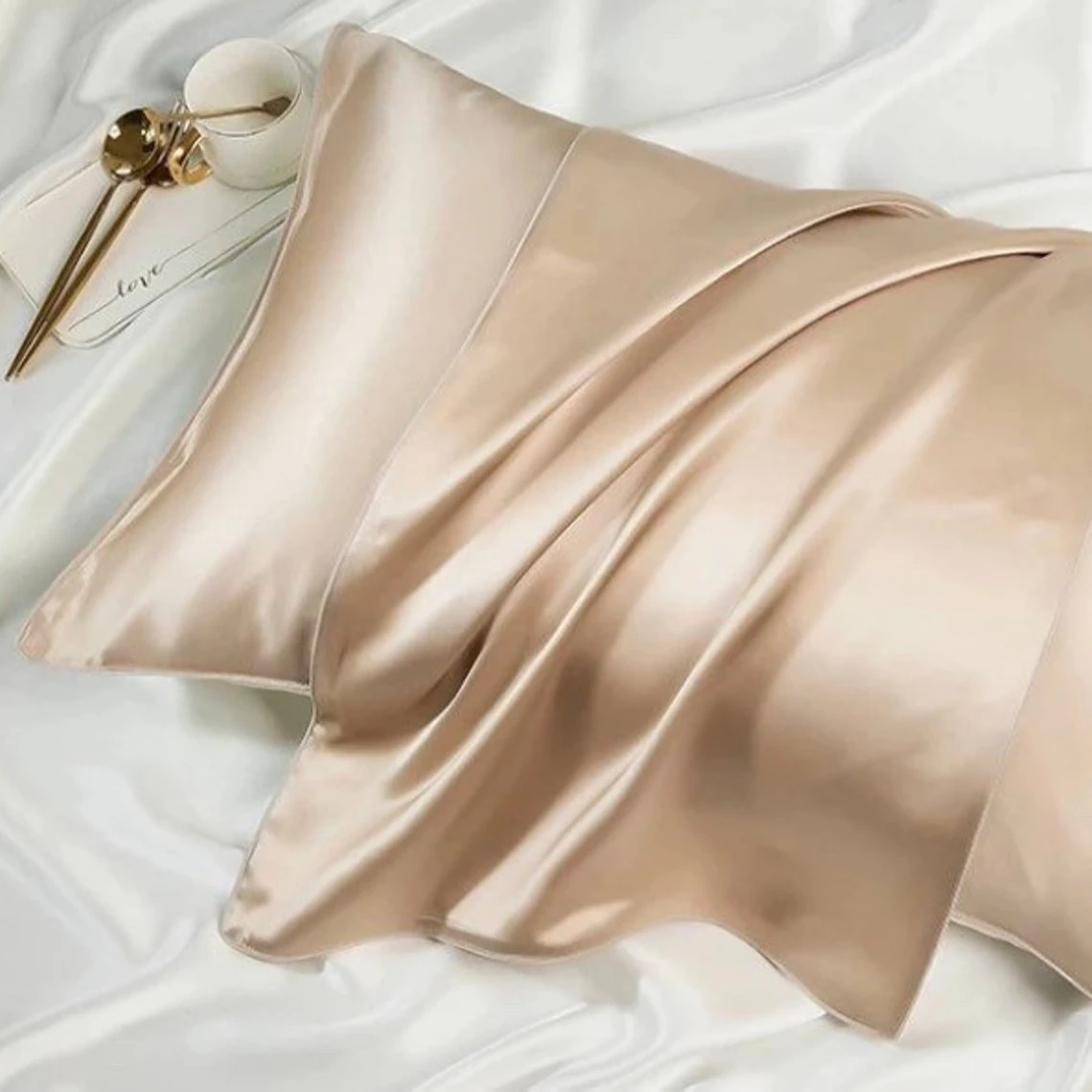 Wholesale Luxury 6A Grade 100% Mulberry Silk Pillowcase Set box package With Eye Mask Silk Gift Set Silk Pillow Case