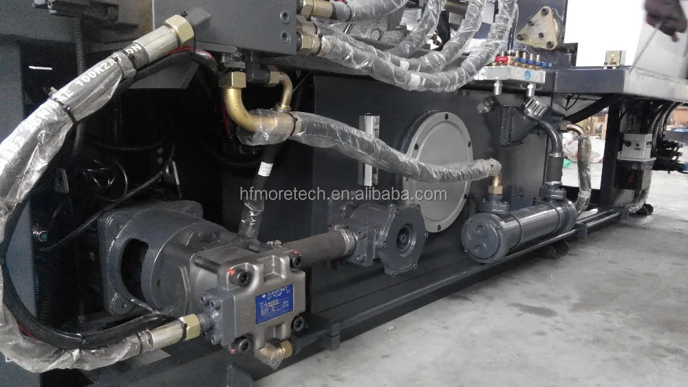 
Preform injection molding machine 
