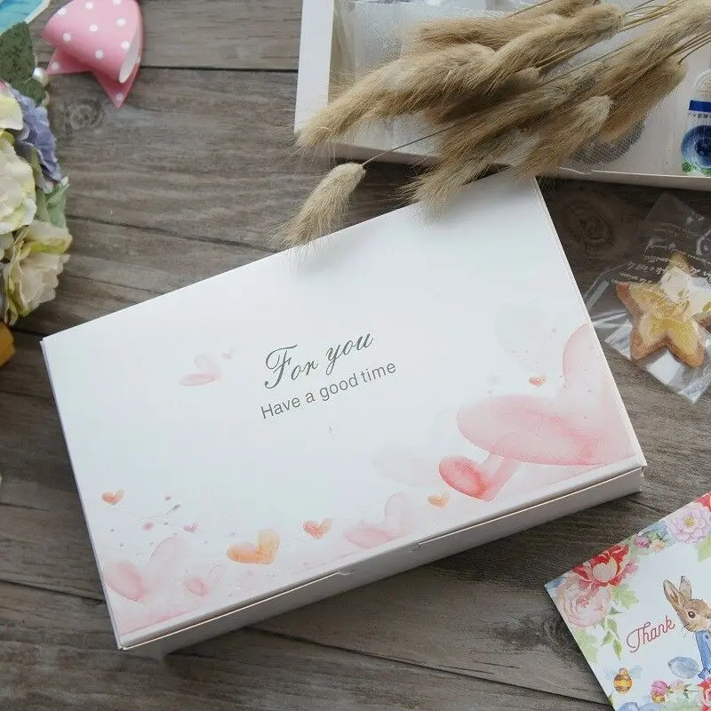 
Factory Supply Gold Logo Packing Paper Box Customized Logo gift box With PP Handle 