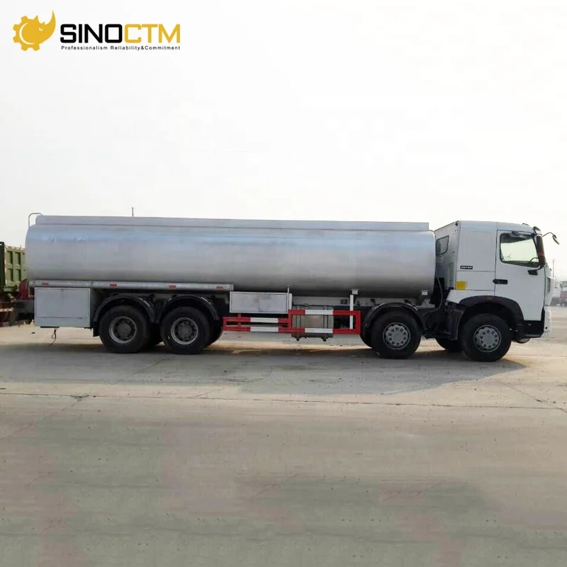 SINOTRUK Fuel Tank Truck Price HOWO EURO 2 Big Capacity Fuel Tank Truck