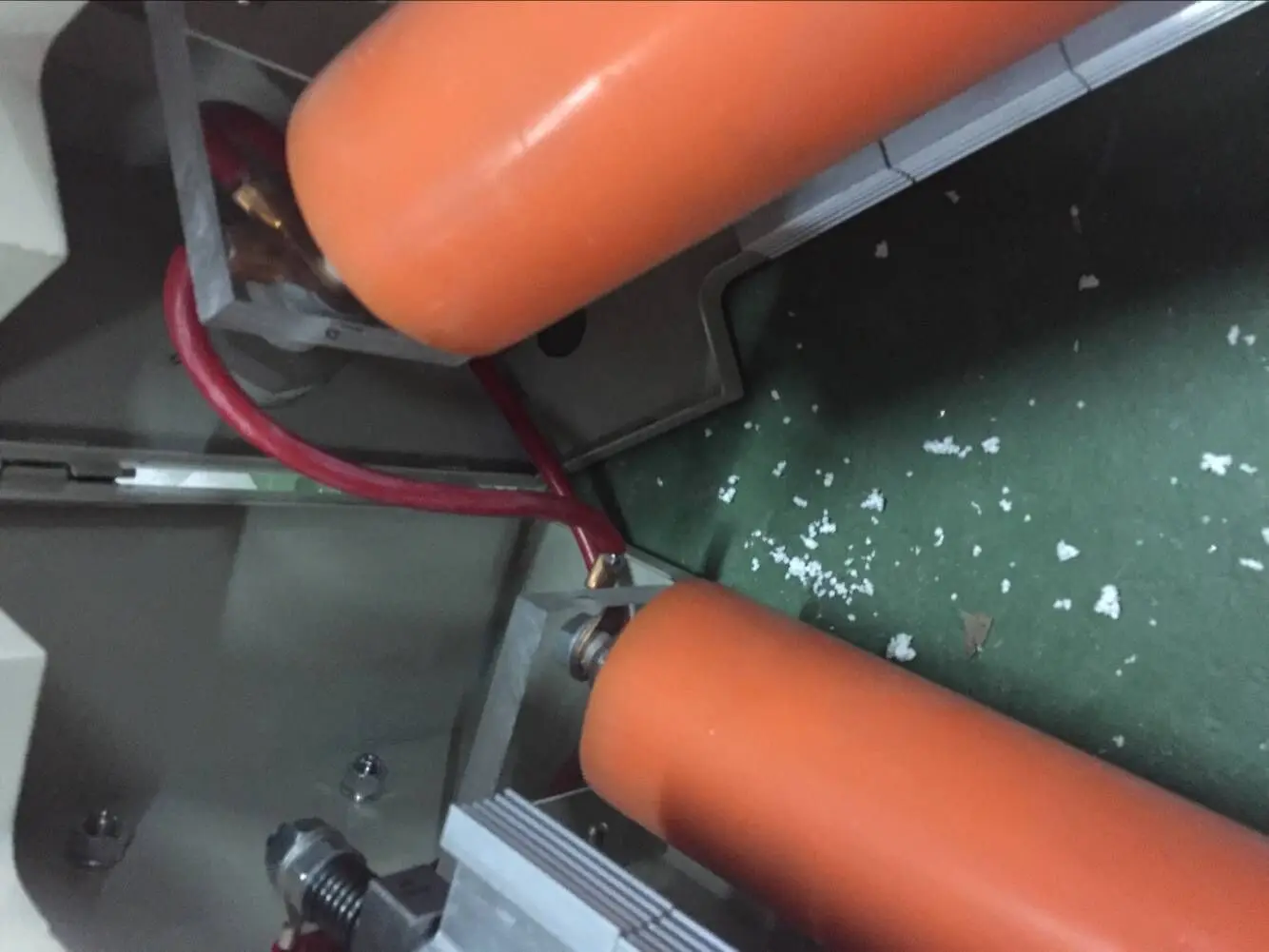 Silicone sleeve for cover roller in corona treater station