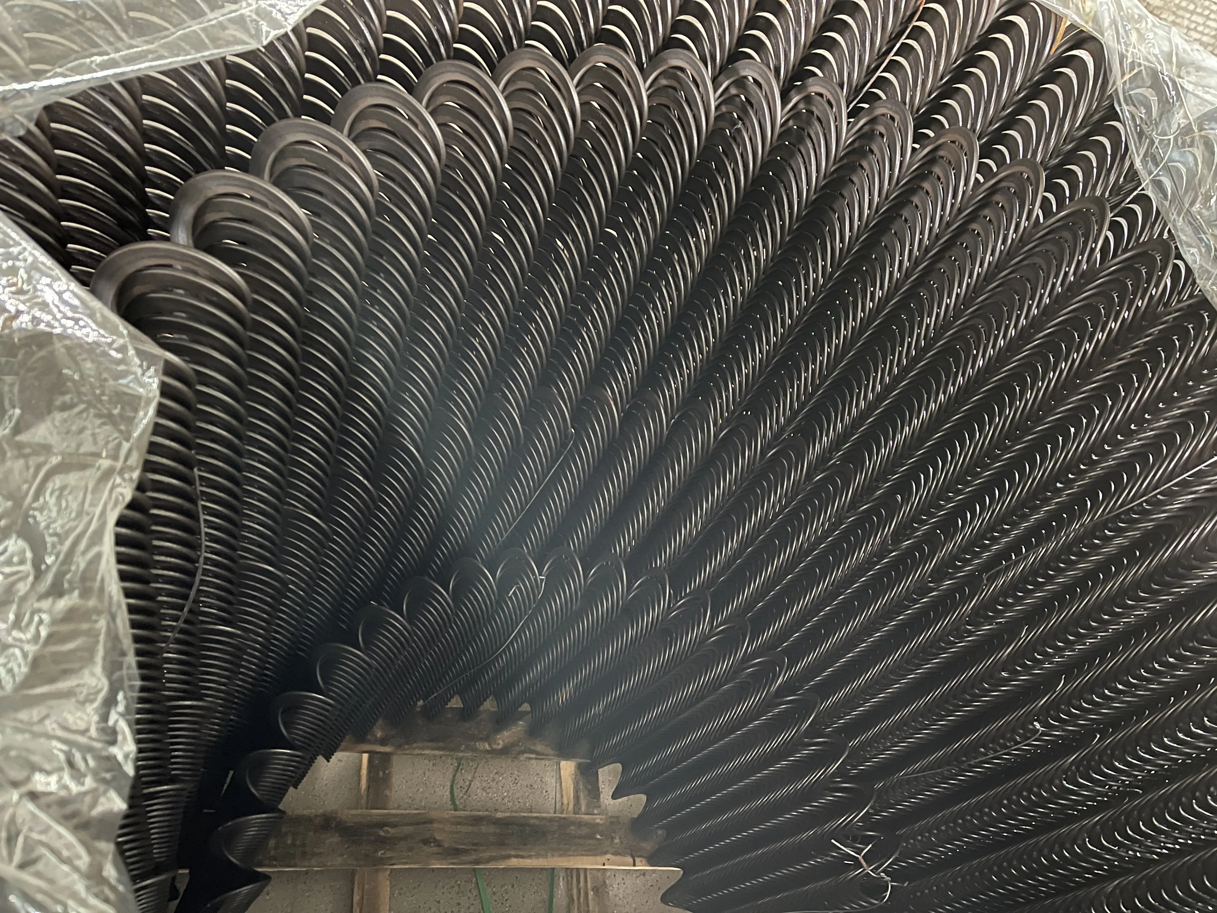 2024 South African  Auger  screw  for Pig farm poultry   Breeding automatic feeding line system