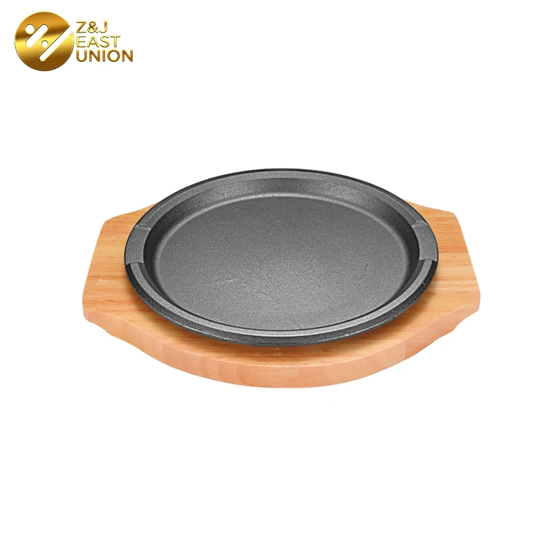 Christmas Round Cast Iron Sizzling Hot Plate Sizzling Platter Induction With Wood Tray Branding Handle