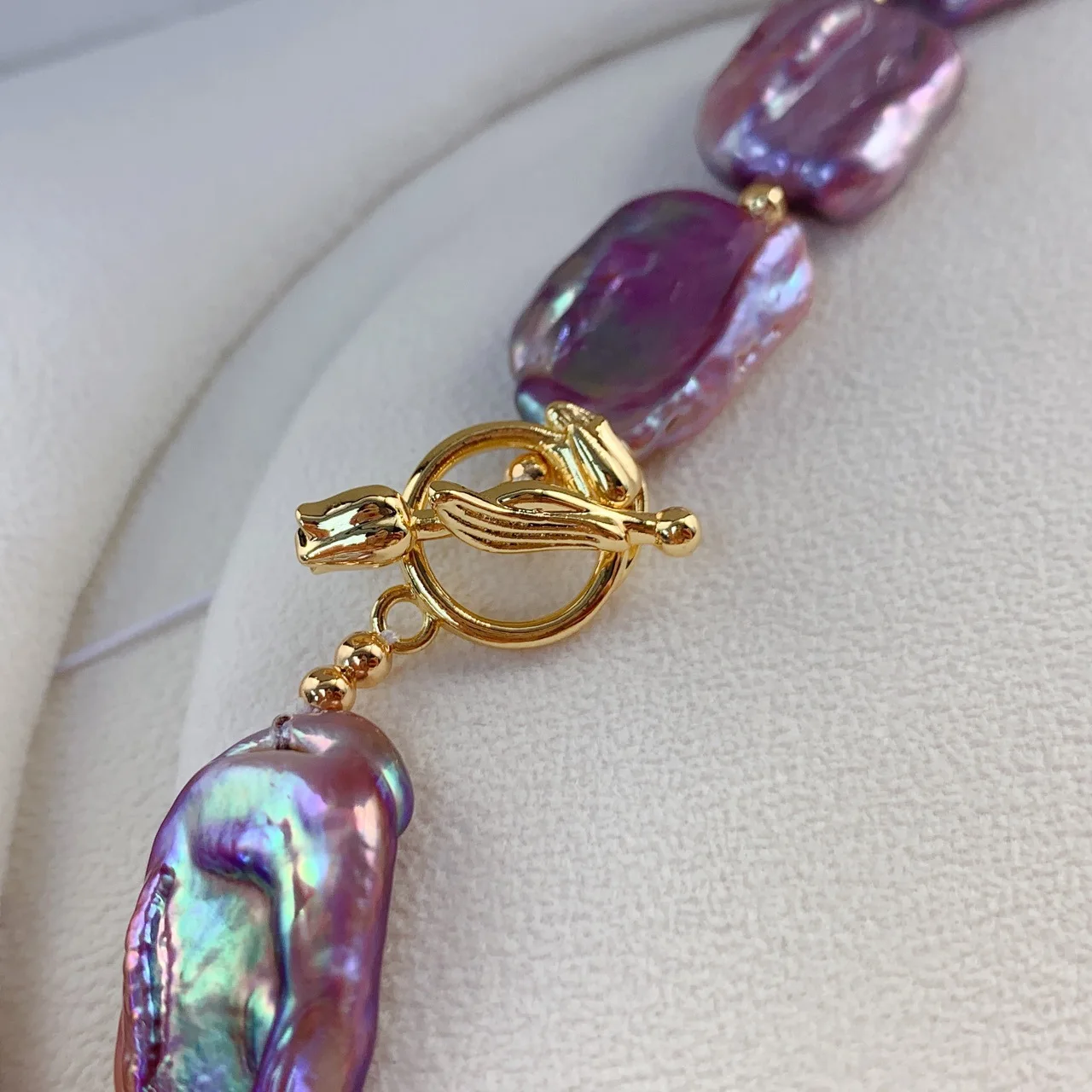 2022 NEW Fashion Natural Pearl Beautiful Purple Baroque Necklace Gold Spacer Necklace for Women