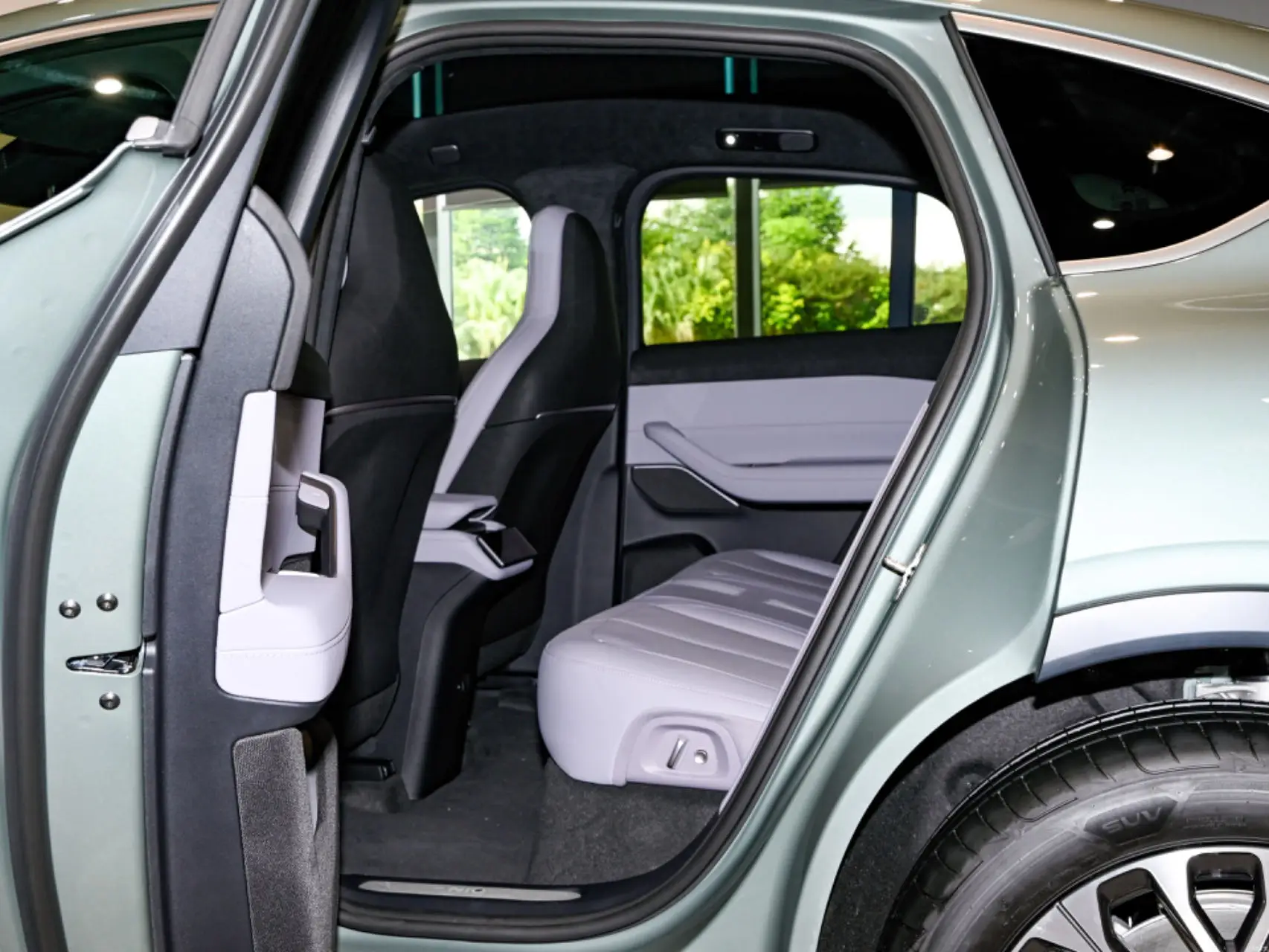 2023 new car NIO EC6 465 KM Fast Charging New Energy Double Motor Pure Electric Charging Vehicle EV Suv Car Used Cars