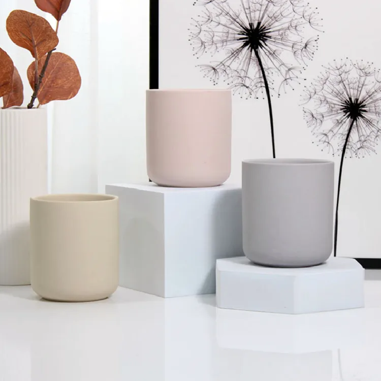 Custom Luxury Decorative Matte Jar Candle Ceramic Candle Jars With Lid Jar For Candle Making Wedding Decor