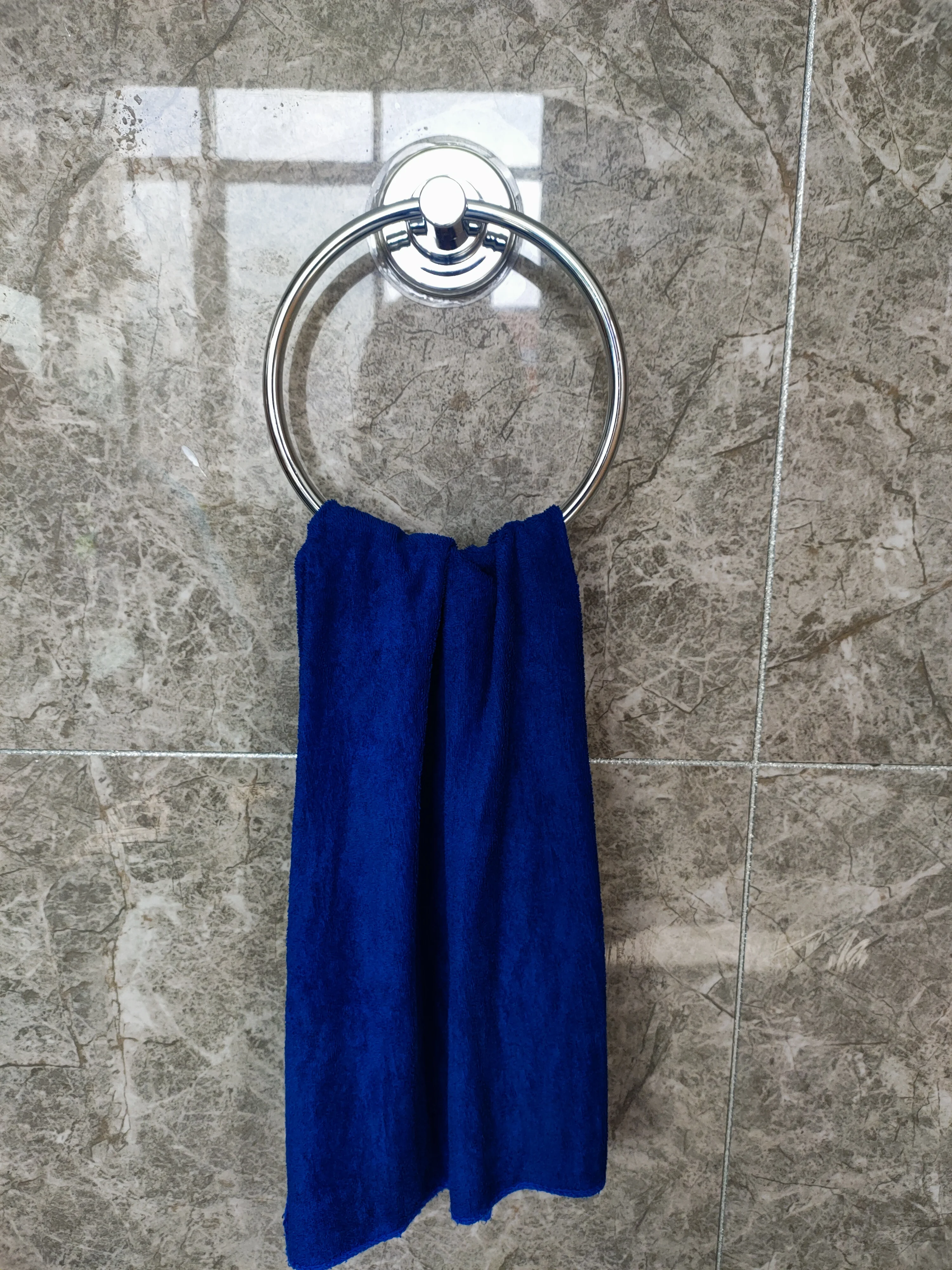 New Design  Steel Bathroom suction cup  Towel Storage Ring With Customized Service