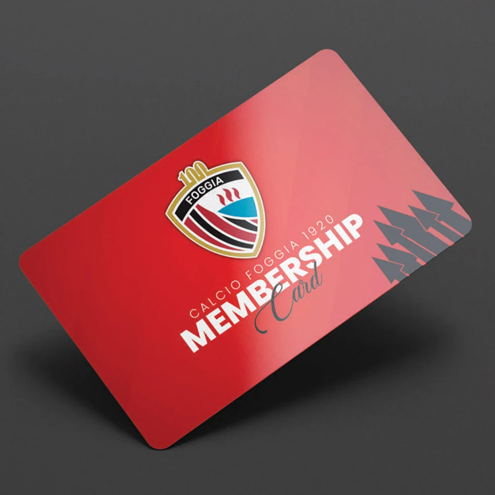 Glossy Matte Frosted PVC Membership Card Gift Card Vip Loyalty Card With Embossed Number Gold Foil Stamping