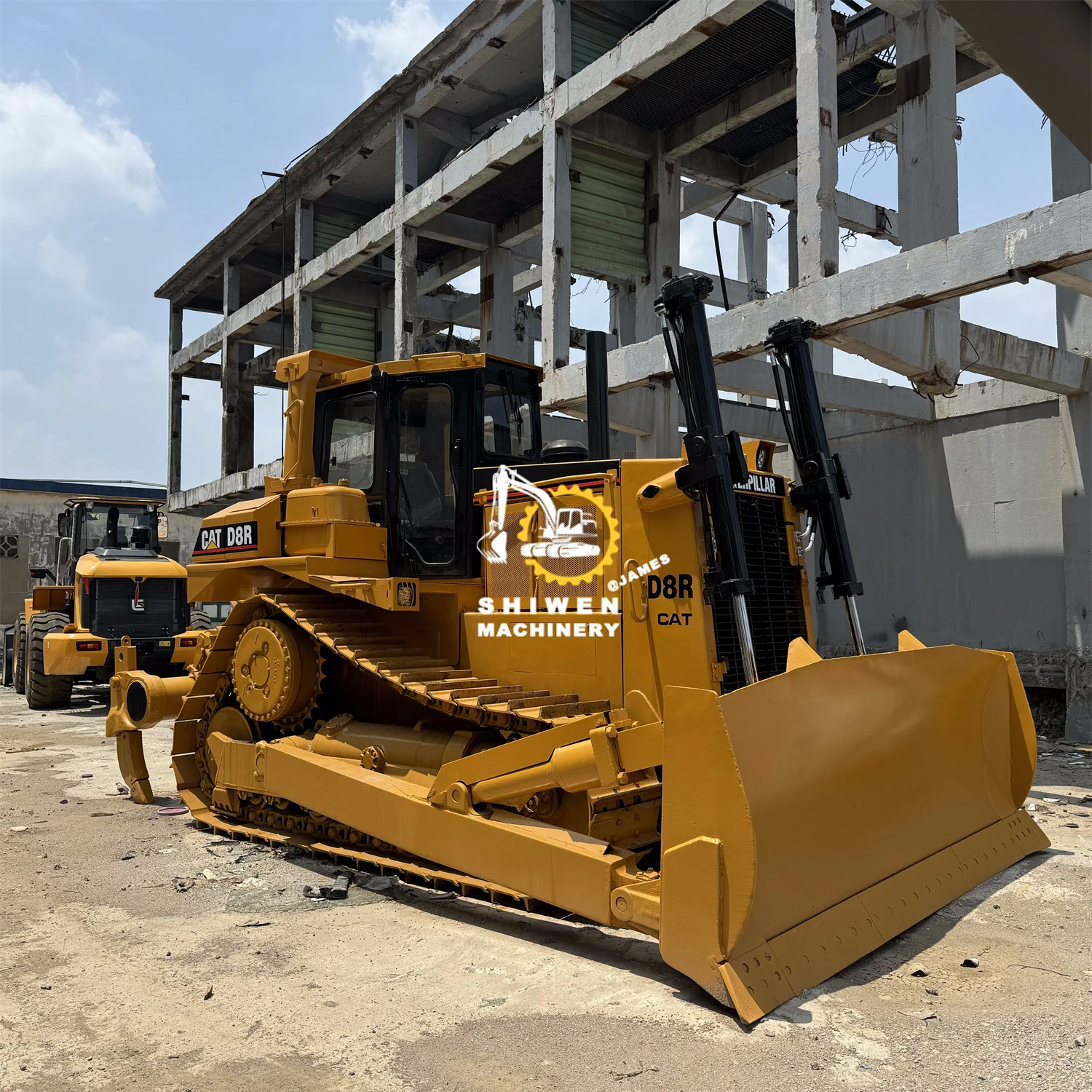 Low working hours Caterpillar D8R Bulldozers Used Japan CATD8R D7R D7H D6R D9R Bulldozer For High Work Efficient On Hot Sale