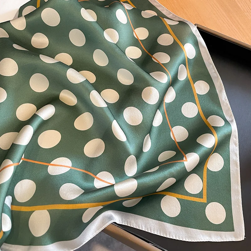 Fashion Headscarf Custom Square Pure Silk Scarves Bandanas Headband Square Shawls Head Wraps 100% Silk Printed Scarf  for Women