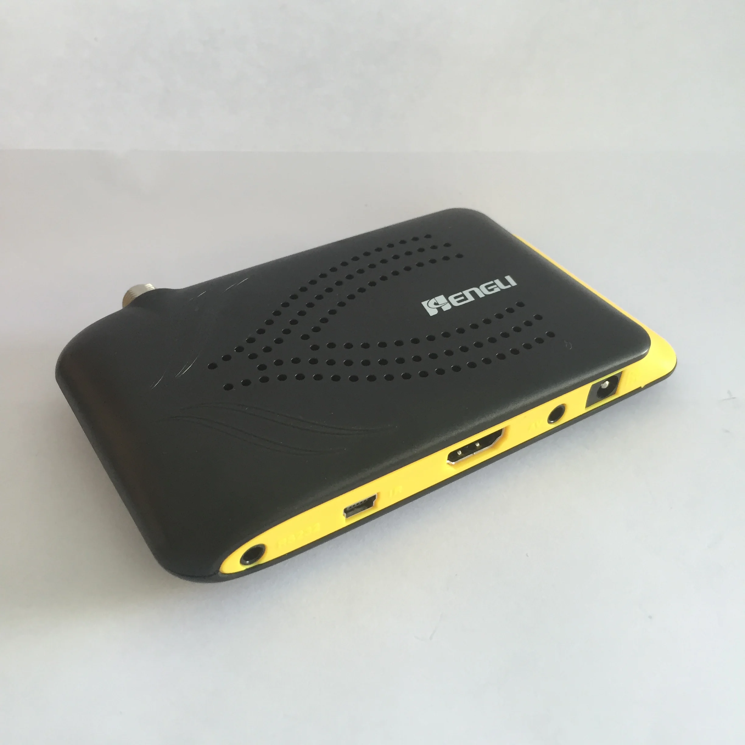 DVB S/S2 H.264 satellite tv receivers  IPTV DVB-S2 decoder channer free to air digital set-top box