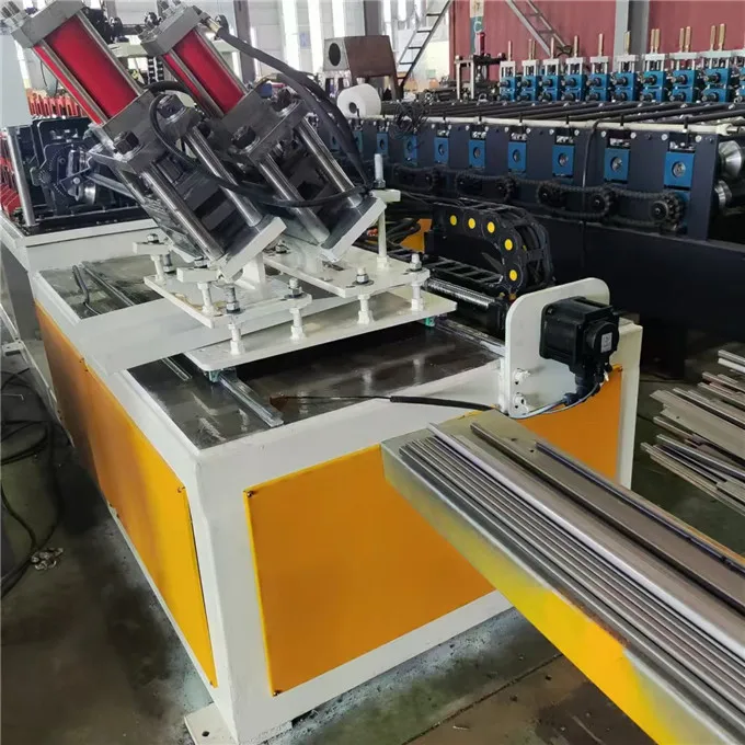 High Precision High Straightness Customized Steel Roll Forming Machine With Punching Holes With Automatic Film Tearing Device