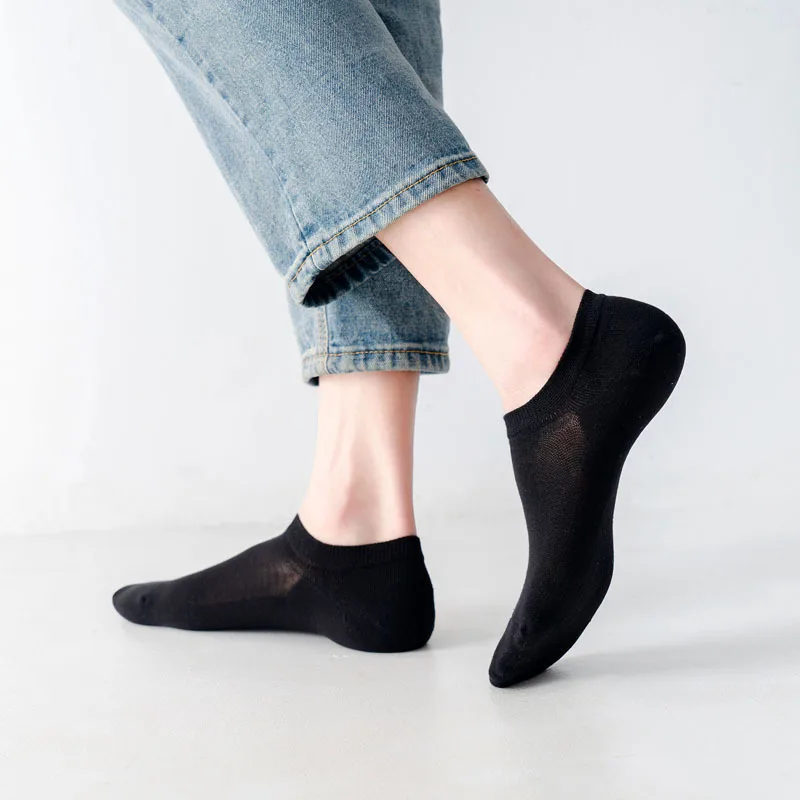 Custom logo Sweat-absorbing and anti-slipMake people happy to wear Cotton men socks