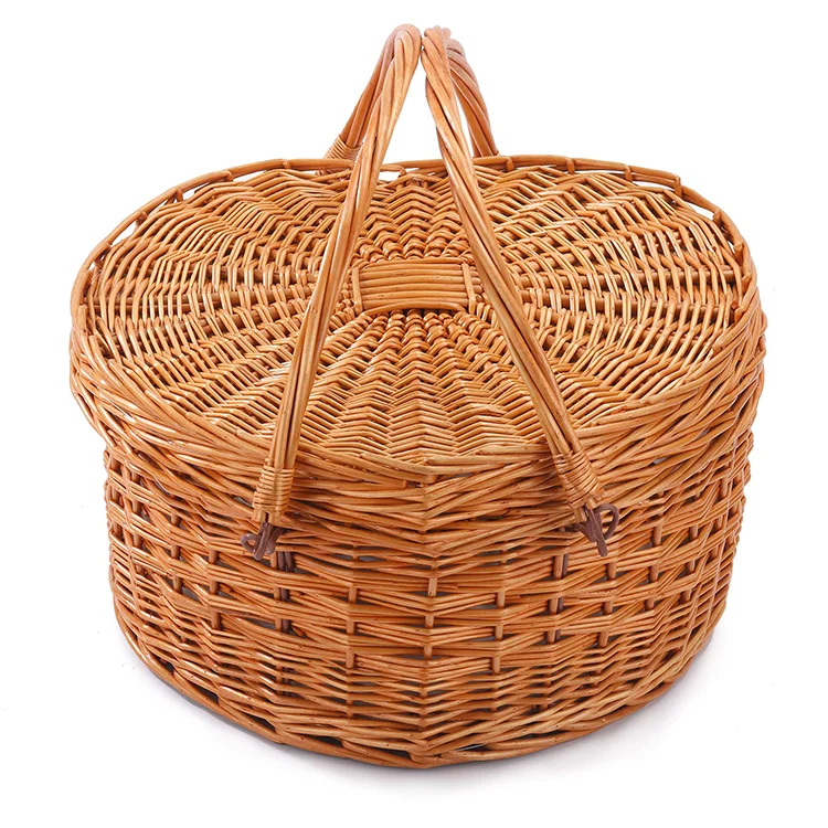2022 Spring New design Wholesale OEM outdoor Camping handmade heart shape rattan basket picnic basket