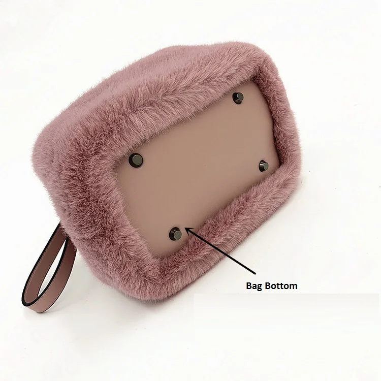 faux fur bag 4.jpg