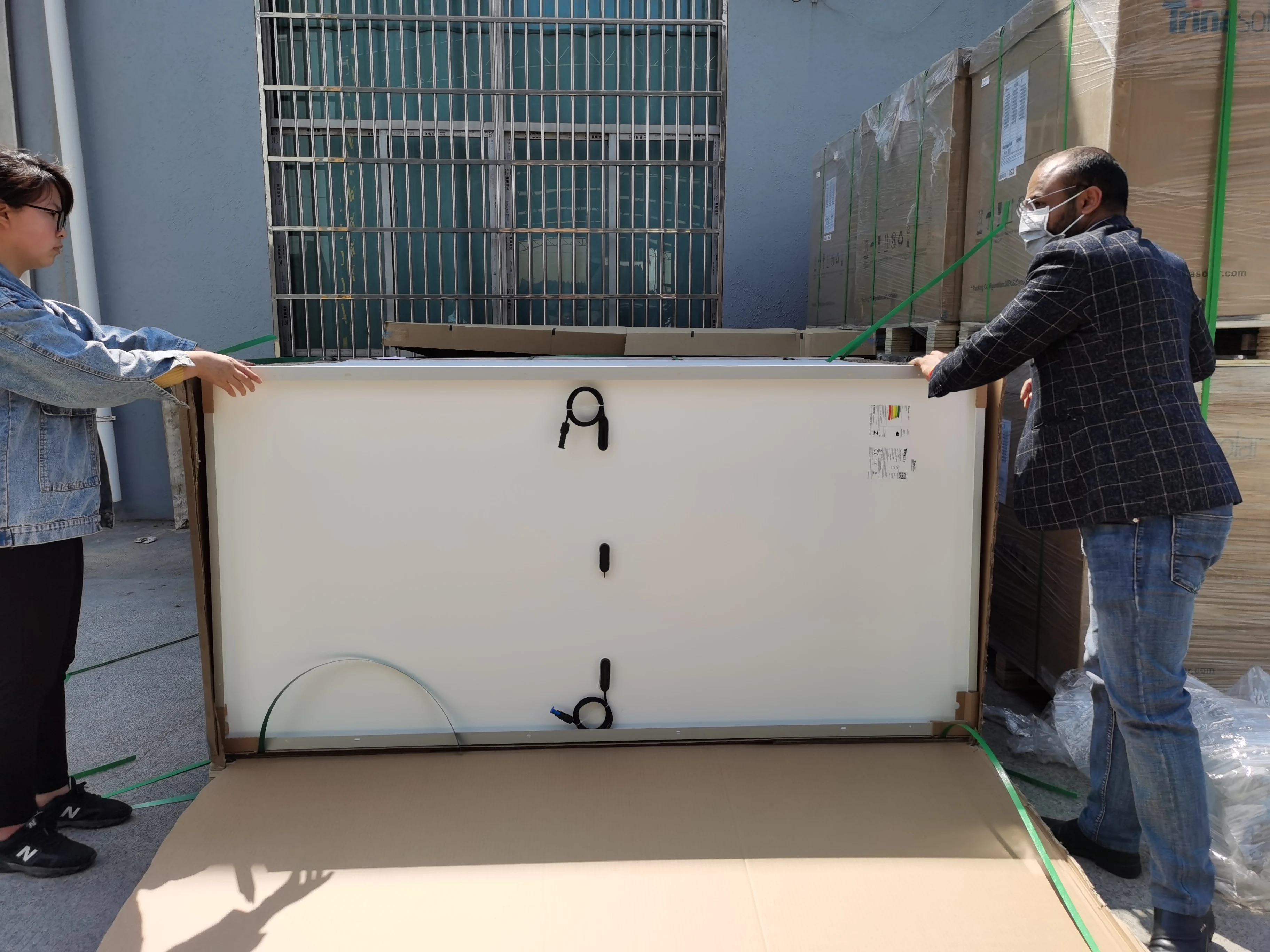 Trina Solar Poly PV Solar Panel 340w 345w 350w 355w Half Cell Polycrystalline Solar Panel Module