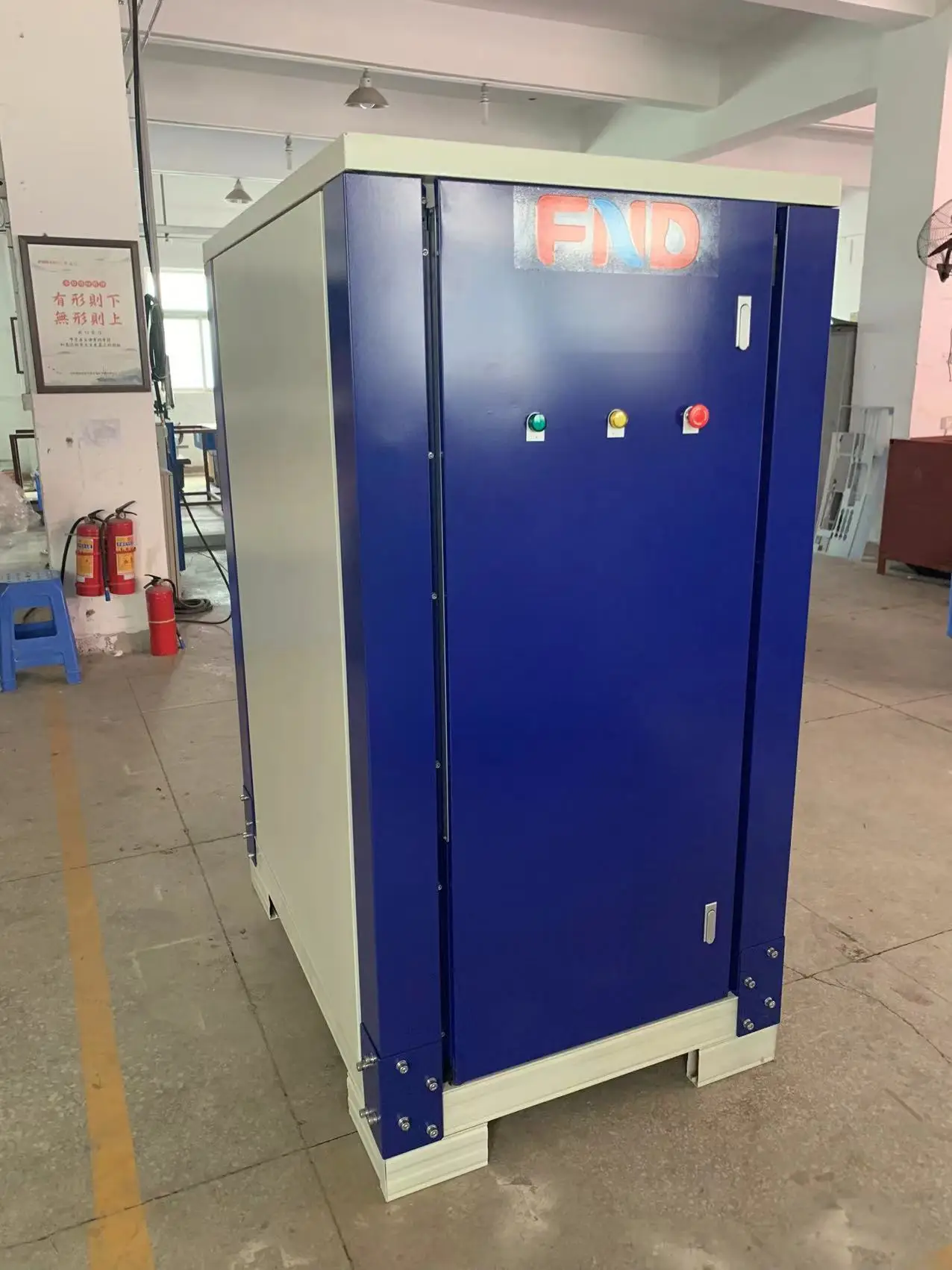 250L/day Atmospheric Water Generators AWGs condense water vapor by cooling the surrounding air