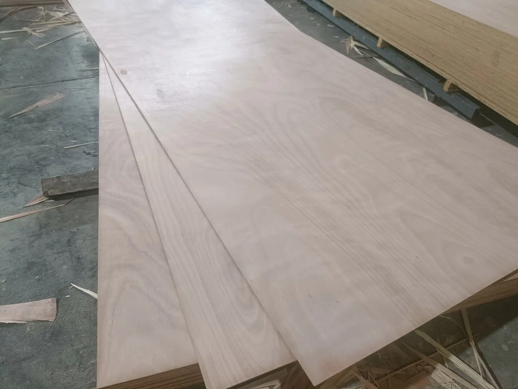 Red Hardwood Meranti Lauan Plywood Commercial Plywood manufacture