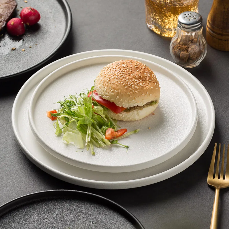 Luxury Modern Porcelain Japanese Style Ceramic Black And White Plates Sets Dinnerware Dishes