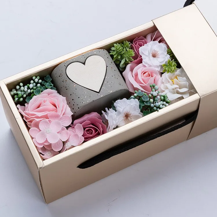 Handmade Aromatherapy Candle Gift Box Set Dried Flower Fragrance Essential Oil with Hand Girlfriends Beast Birthday candle set