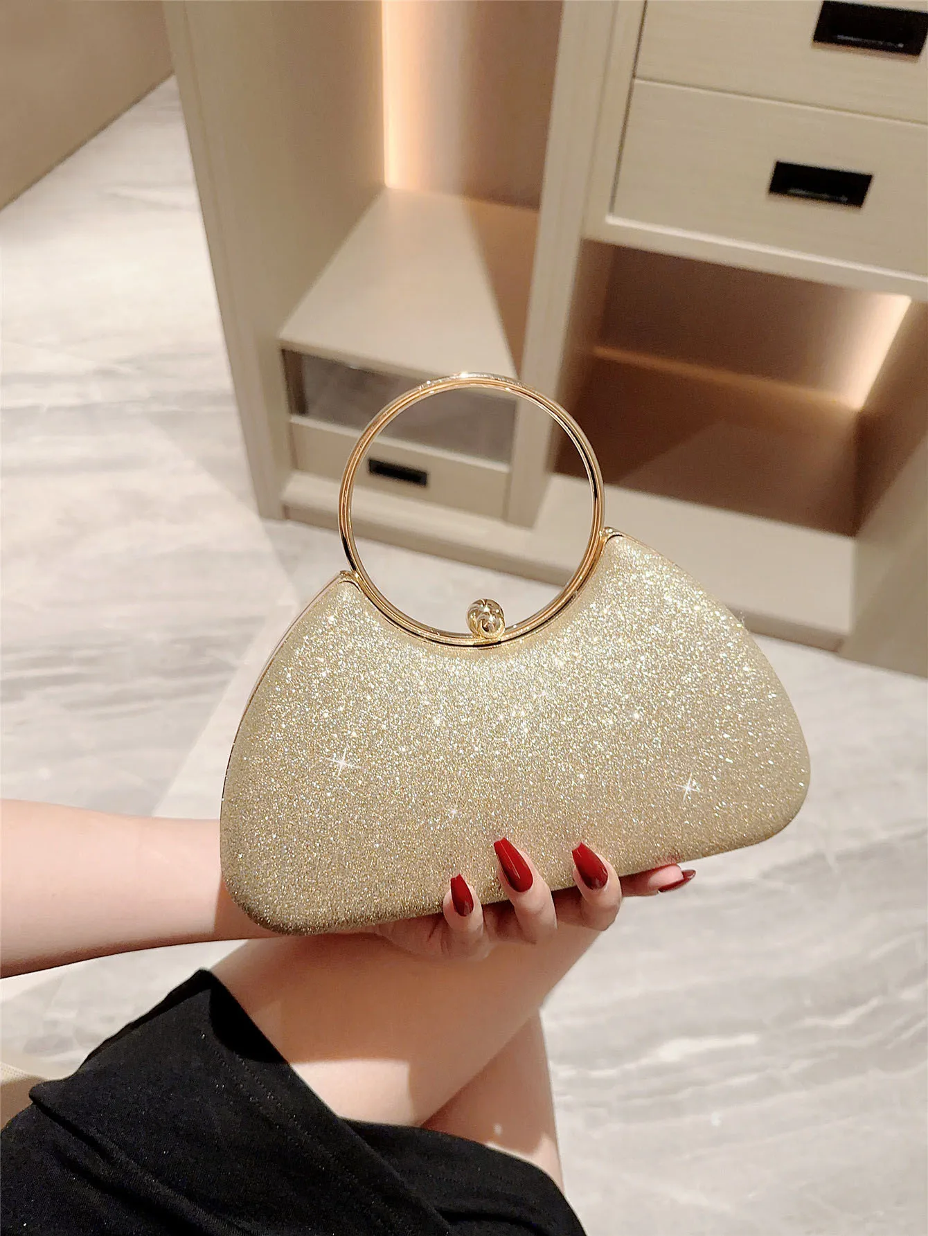 Wholesale Luxury Golden Crystal Ring Lift Handle Clutches for Women Rhinestone Evening Bags for Wedding Party Use