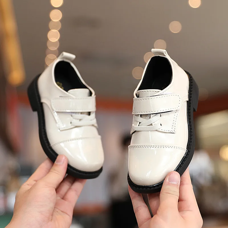 Spring New arrival high quality leather black kids school shoes Girl