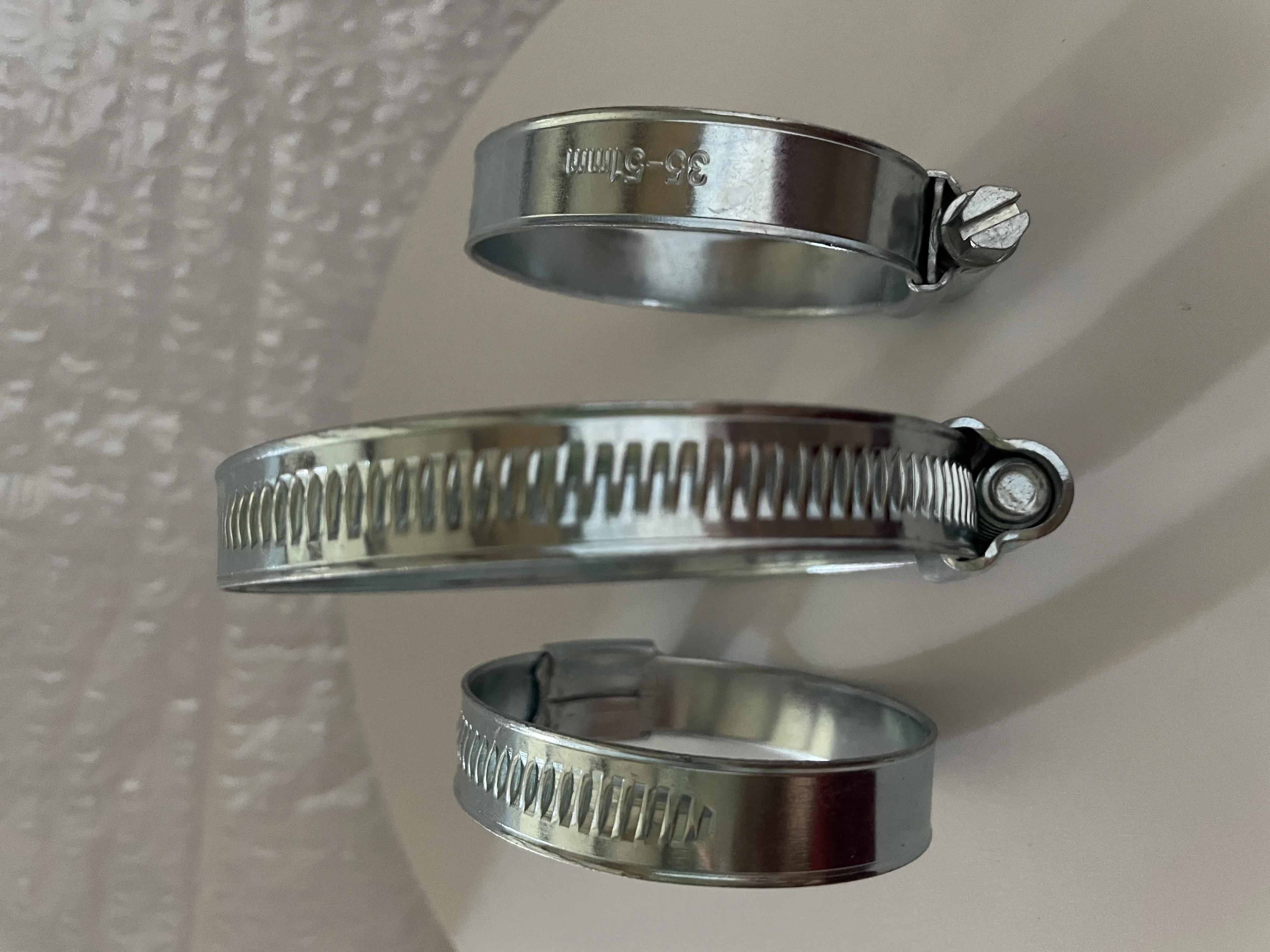 Adjustable British Style Hose Clamp Gas Worm Drive Auto Housing Clamps Clips