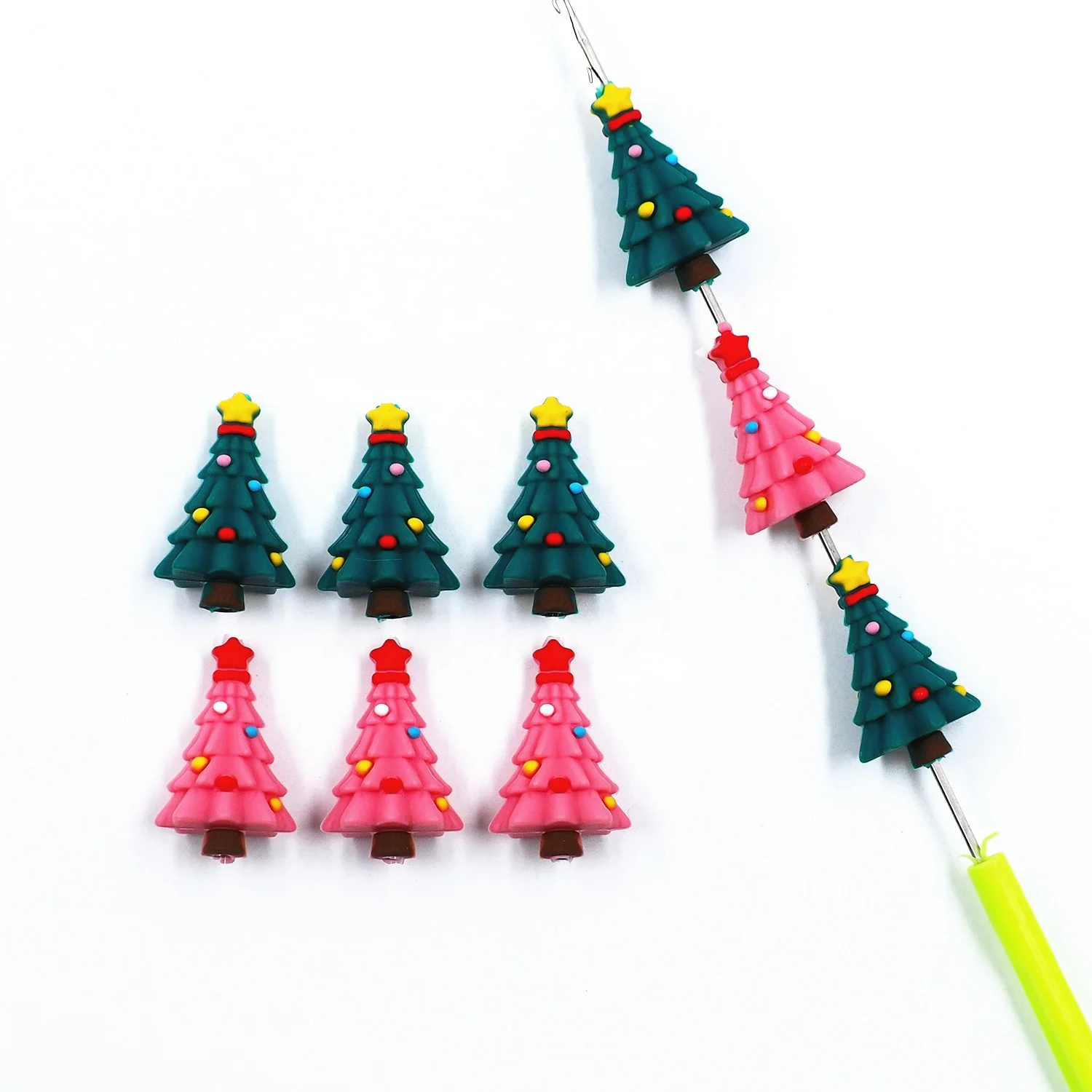 High Quality Easy String Jewelry Making DIY Pen KeyChain Bracelet Christmas Tree Silicone 3D Focal Beads