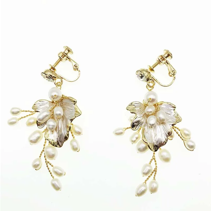 SLBRIDAL Handmade Rhinestones Crystal Freshwater Pearls Clip On Wedding Dangle Earring Bridal Chandelier Earring Women Jewelry