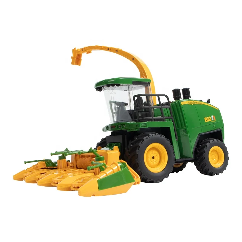 New Arrival 6602 RC Farm Trucks 1/24 2.4G 6CH Mini Remote Control Toys Farm Tractor Harvester with spray